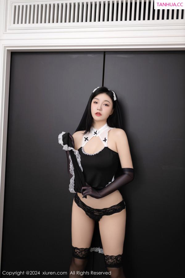 安然Maleah  [XiuRen]高清写真图 2024.01.30 No.8037 安然anran 修女服黑丝第12张图片